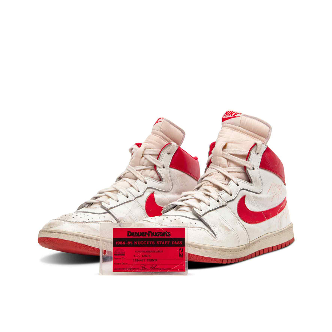 Nike Air Ships