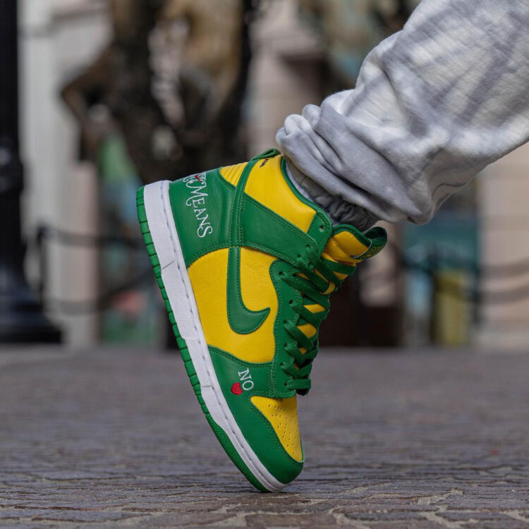 Supreme x Nike SB Dunk High