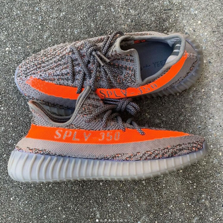 adidas Yeezy Boost 350 V2 