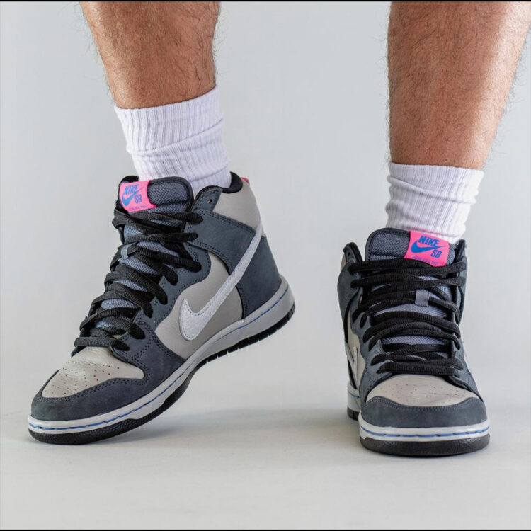 Nike SB Dunk "Medium Grey" Release | Nice Kicks