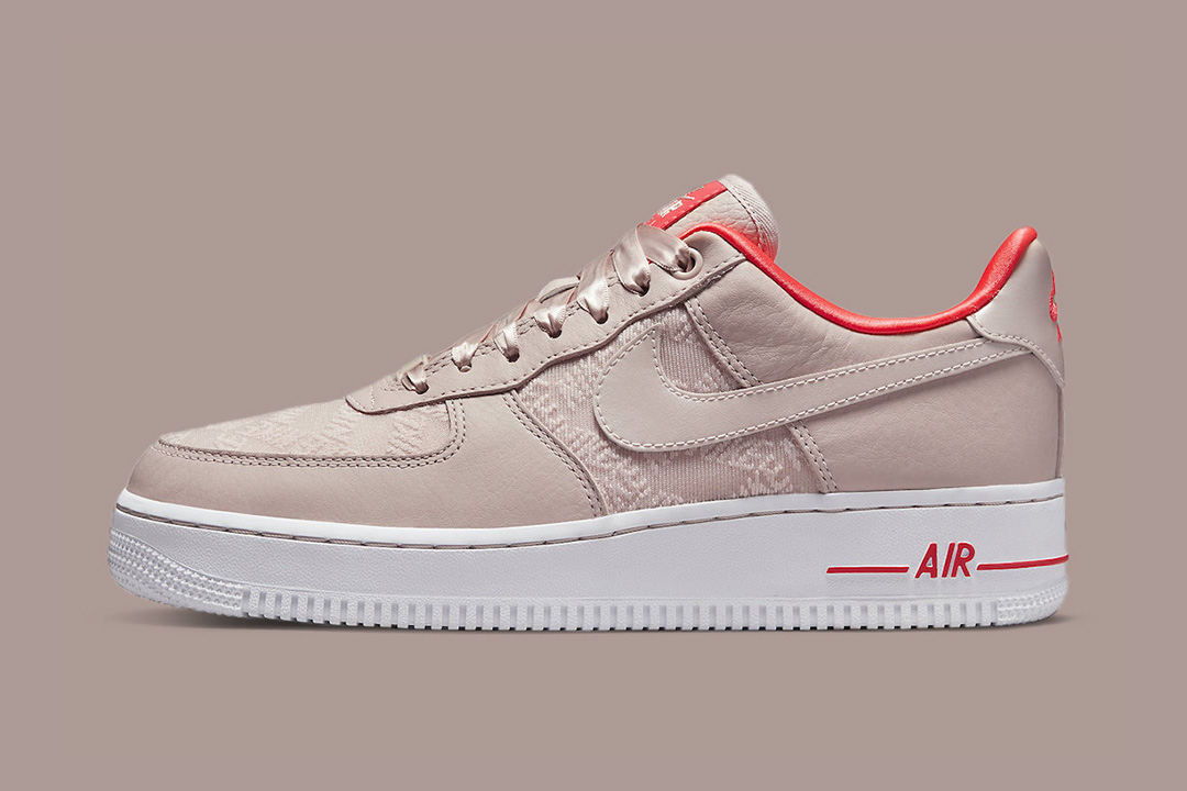 Nike Air Force 1 DQ7782-200