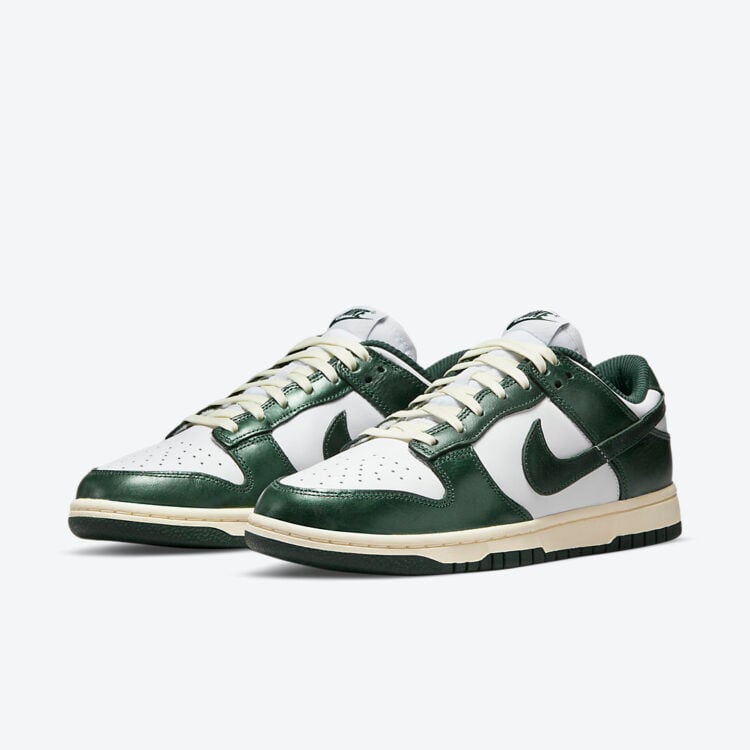 Nike Dunk Low Vintage Green DQ8580 100 05 750x750