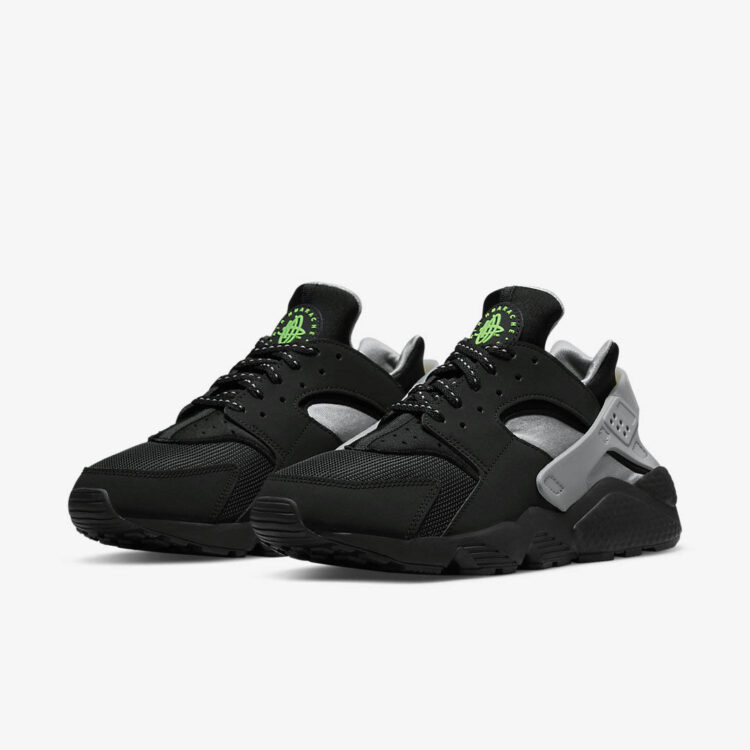 Welvarend dynastie Tom Audreath Nike Air Huarache "Black Neon" Release Date | Nice Kicks