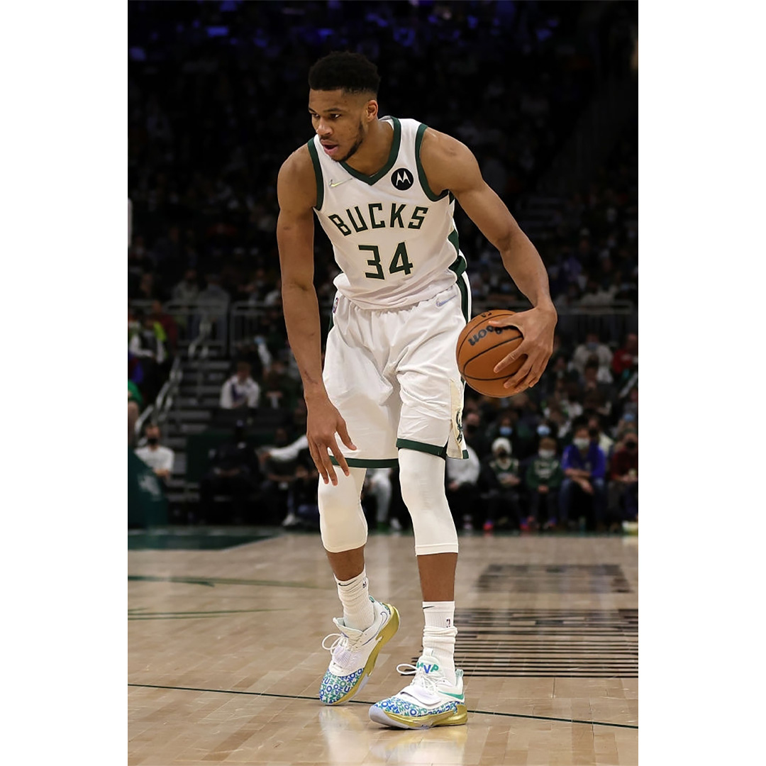 Giannis Antetokoumpo Nike Zoom Freak 3 MVP 01