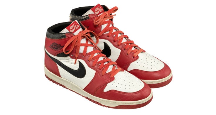 1986 Michael Jordan Game Worn Signed Nike Air Jordan 1 Sneakers Heritage Auctions lead 736x392