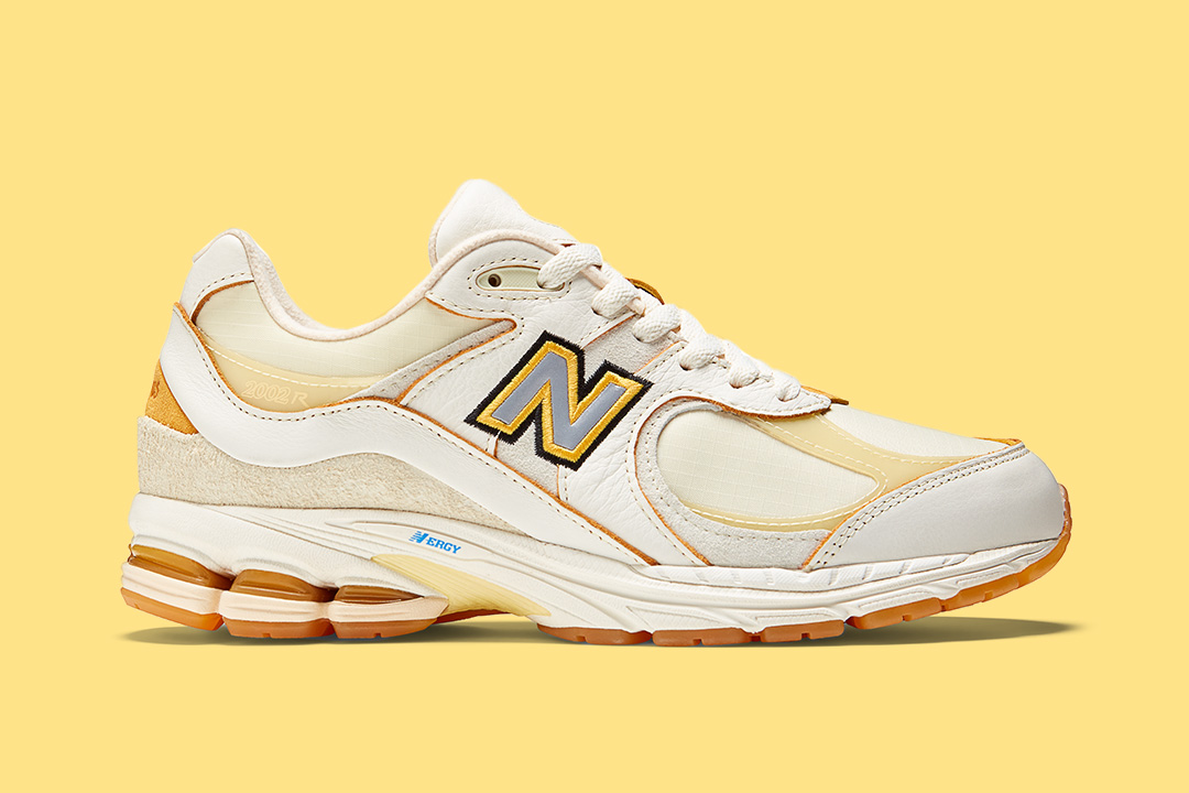 New Balance 2002R