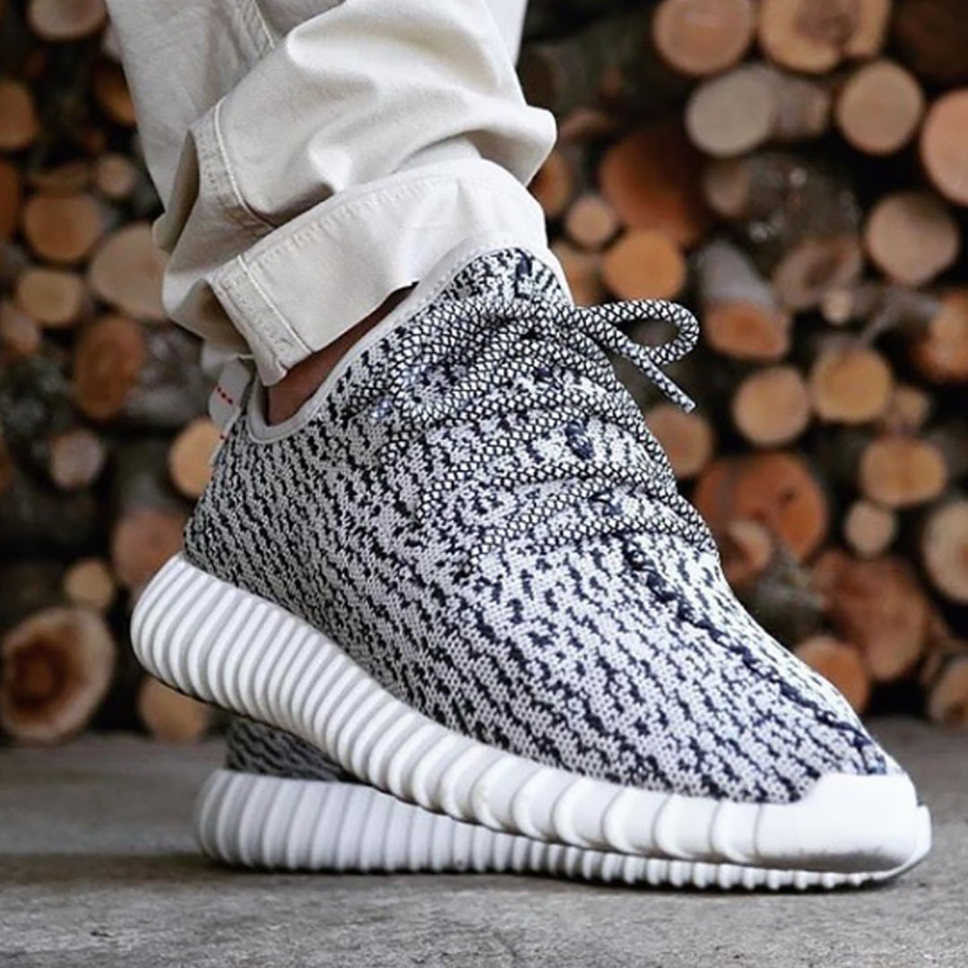 adidas Yeezy Boost 350 Turtle Dove 2022 Restock 000