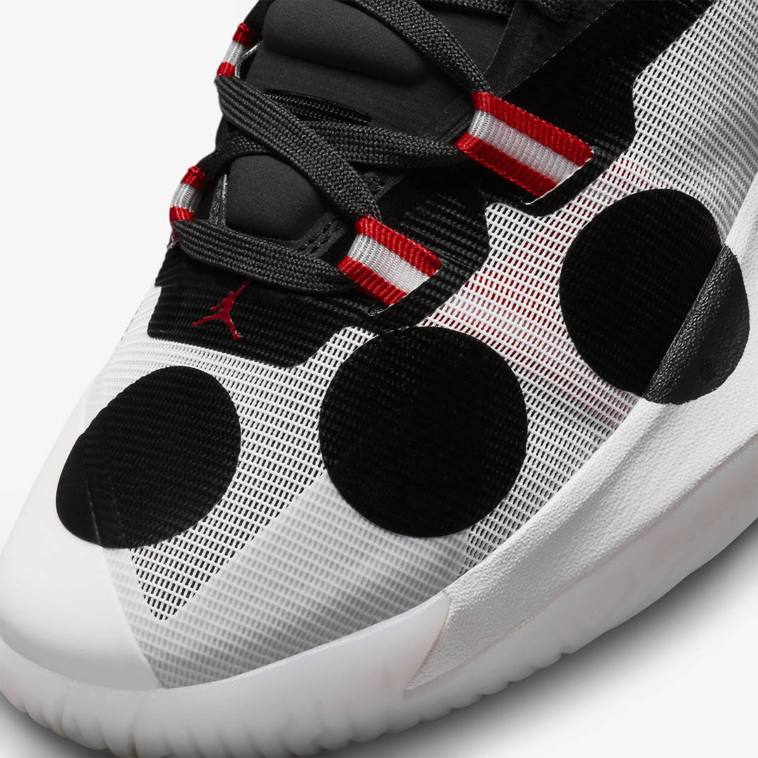 Jordan Brand Delivers the Naruto x Jordan Zion 1 Collection