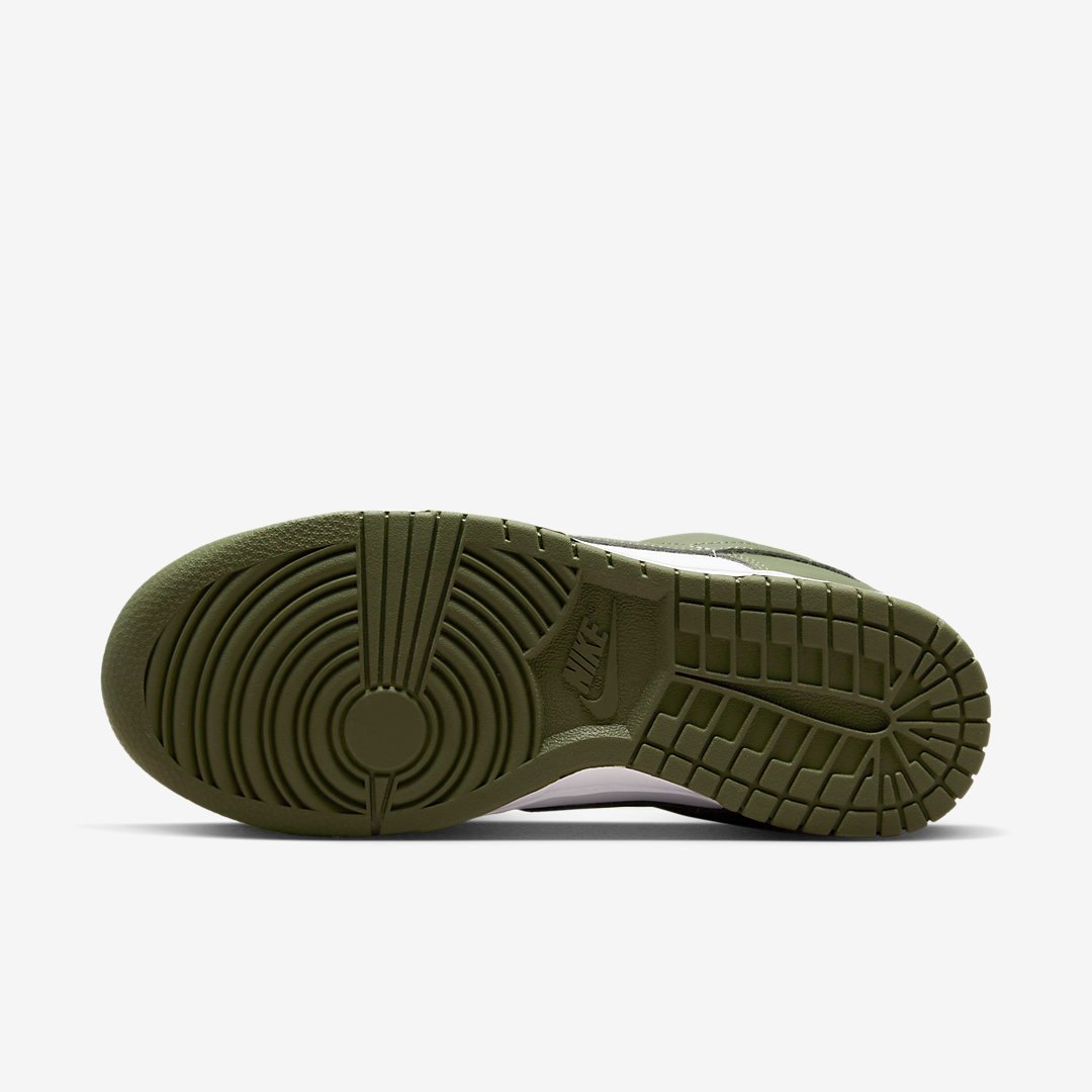 Nike Dunk Low “Medium Olive” DD1503-120