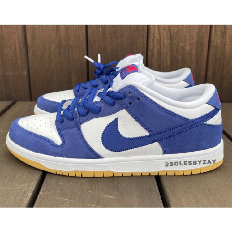 Nike SB Dunk Low \