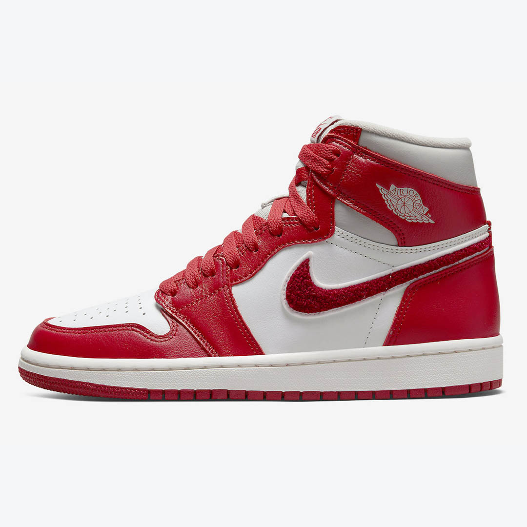 Womens Air Jordan 1 Mid SE White WMNS