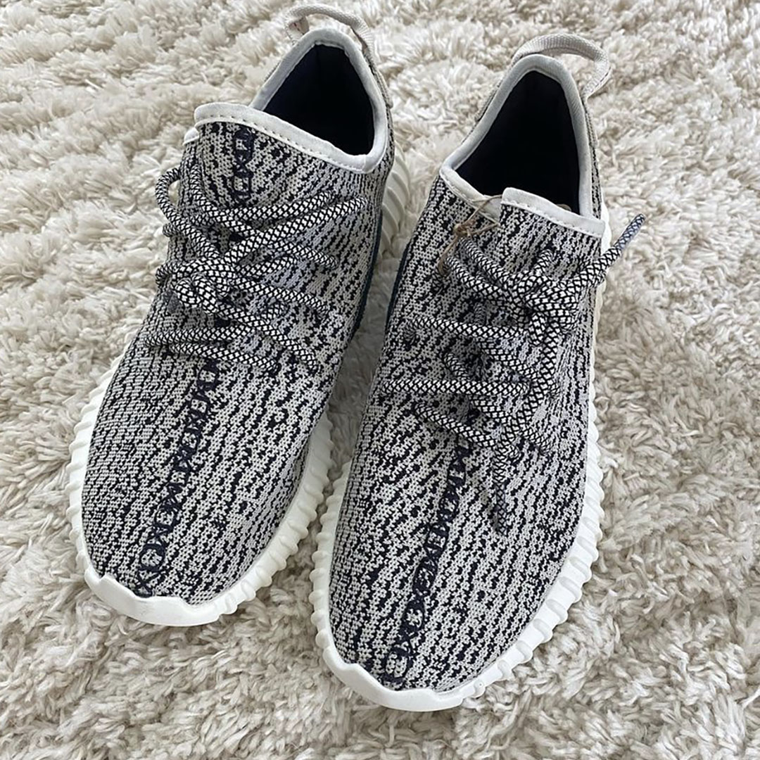 adidas Yeezy Boost 350 2022 | Kicks