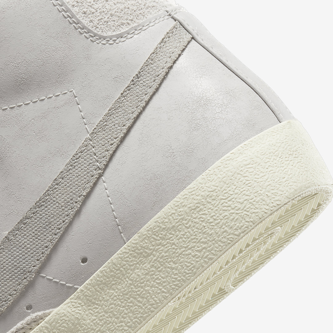 Nike Blazer Mid ’77 PRM “Certified Fresh” DO9787-001