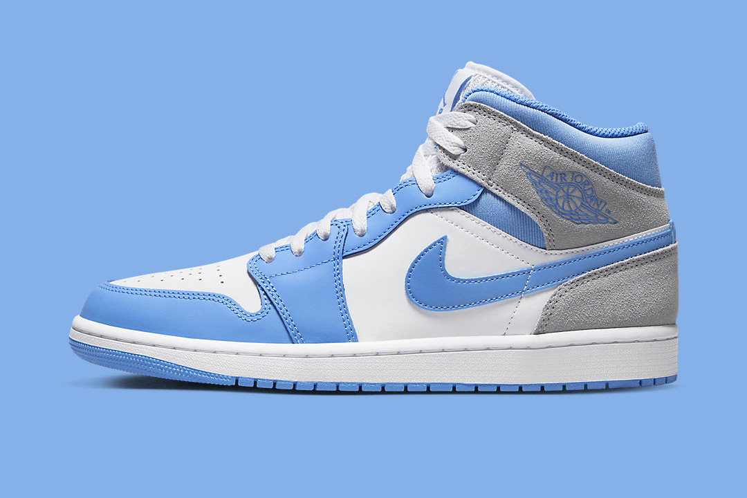 Air Jordan 1 Mid “University Blue” DX9276-100