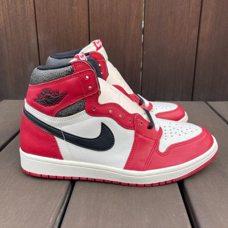 Жіночі кросівки nike air Mars jordan 1 retro high 'university blue'36-37-38-39-41