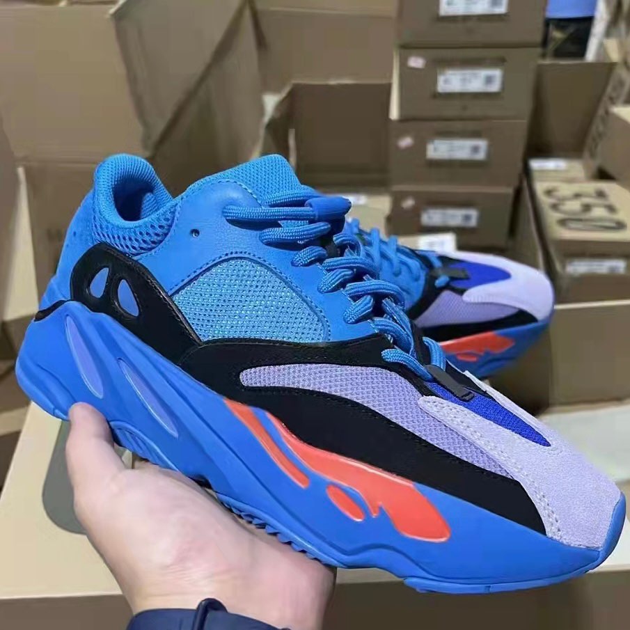 adidas Yeezy Boost 700 