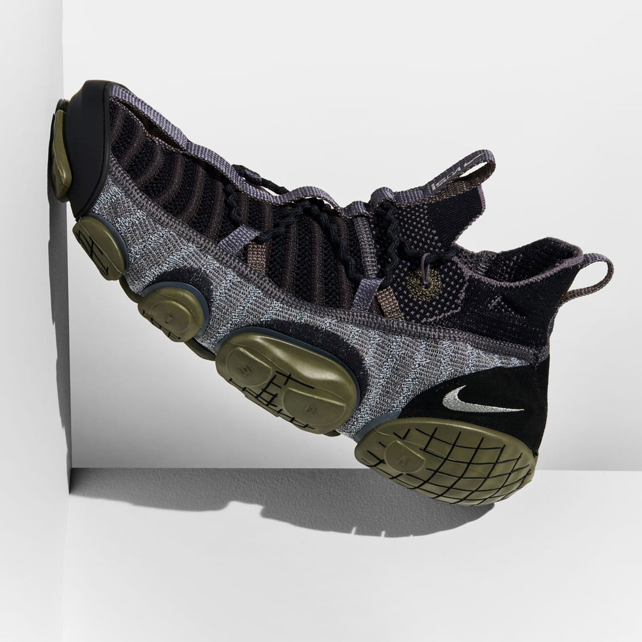 Nike ISPA Link “Black/Medium Olive” CN2269-003