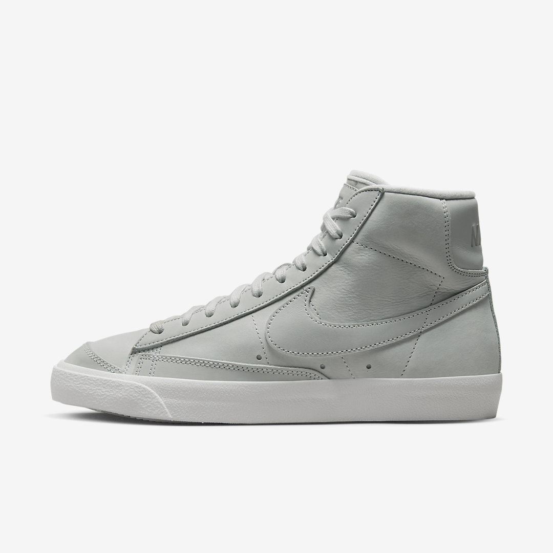 Nike Blazer Mid '77 LX DQ7572-001