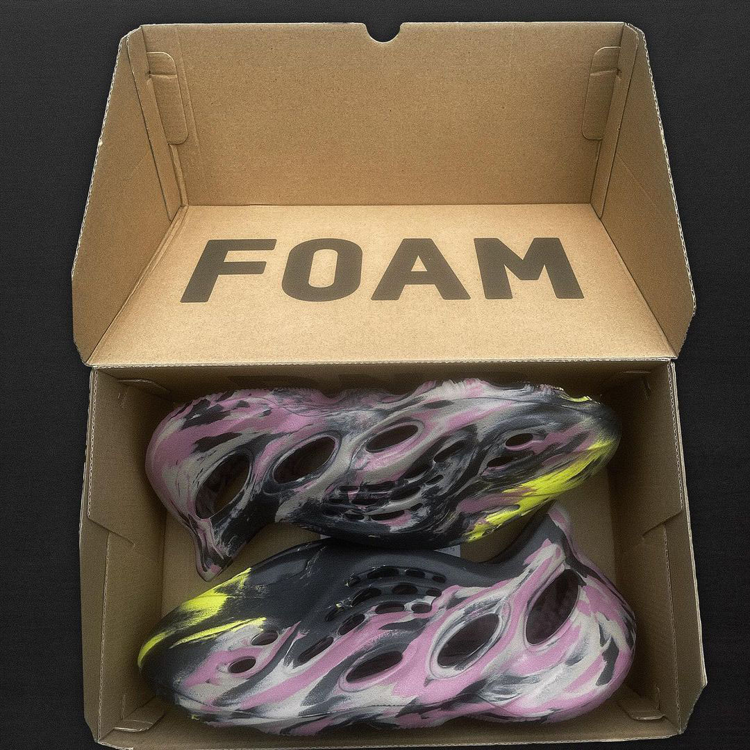 adidas Yeezy Foam Runner MX Carbon Release Date 005