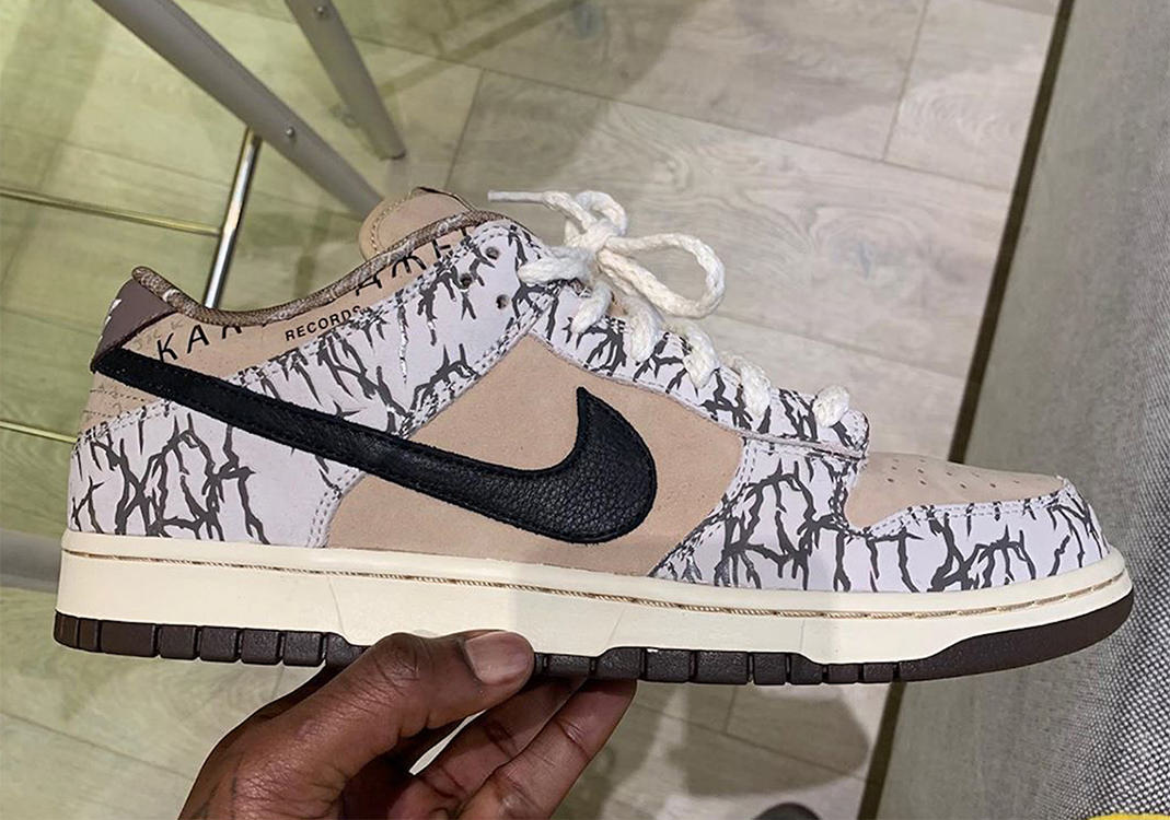 Travis Scott x Nike SB Dunk Low Cactus Jack Official Store List