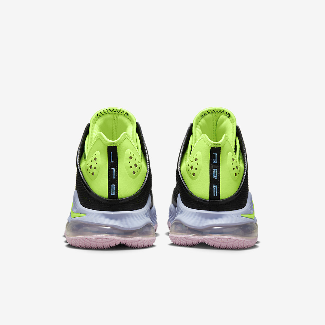 Nike LeBron 19 Low DO9828-001