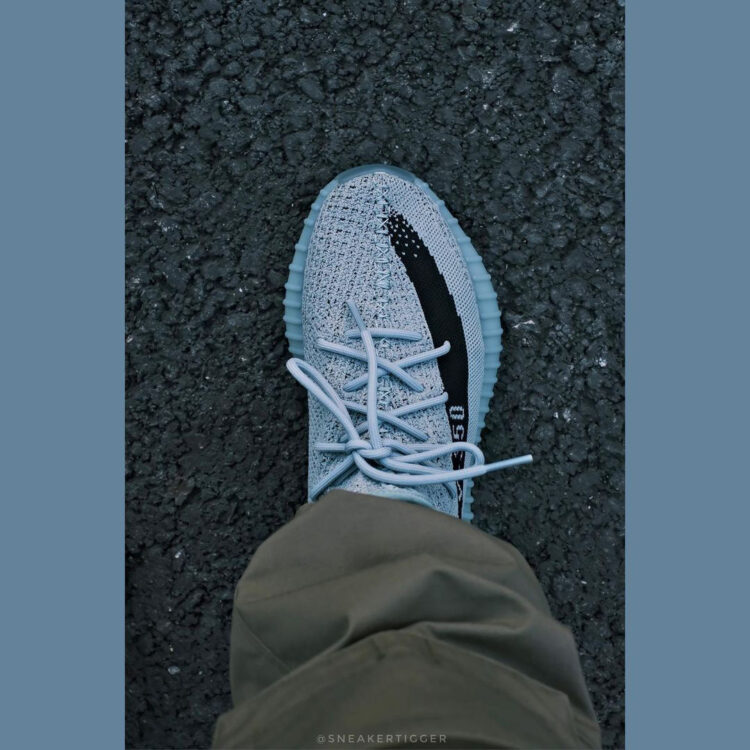 adidas Yeezy Boost 350V2 Jade Ash HQ2060 02 750x750