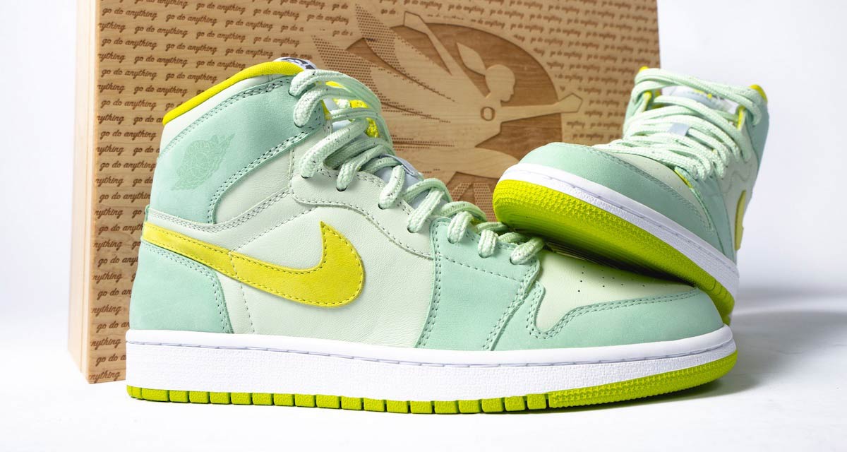 The Extremely Limited Air Jordan 1 Mid “Women In Flight Title IX” Is Up for Auction