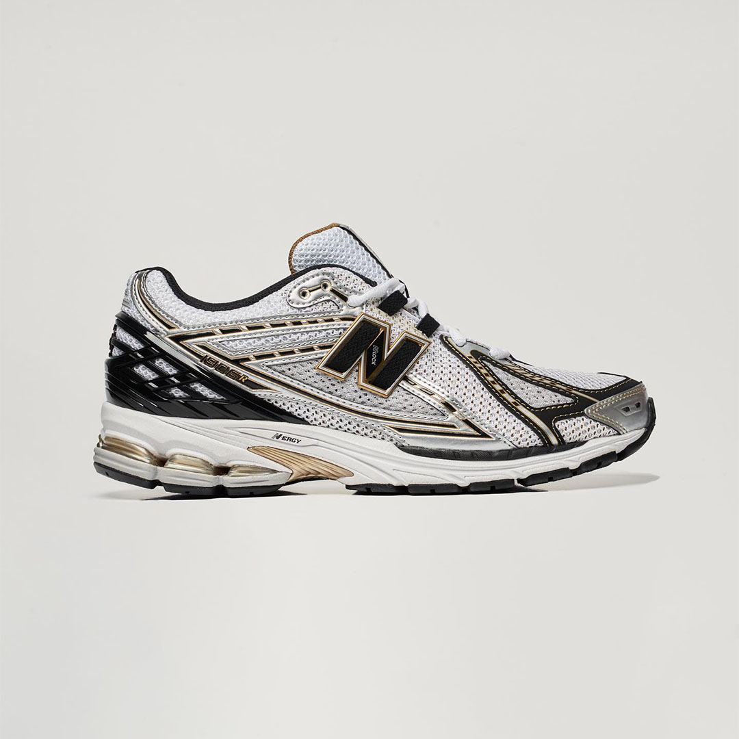 New Balance 1906 — White/Black – La Garçonne