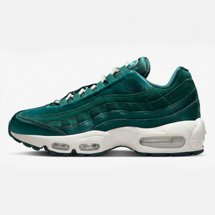 nike air max 95 green velvet 01 750x750