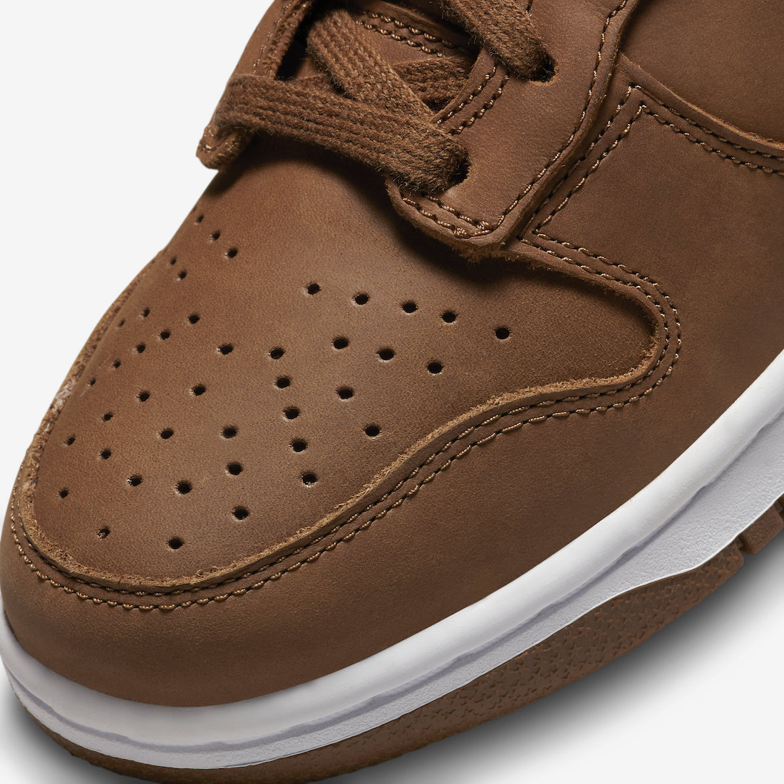 Nike Dunk High Premium “Pecan” DZ2044-200