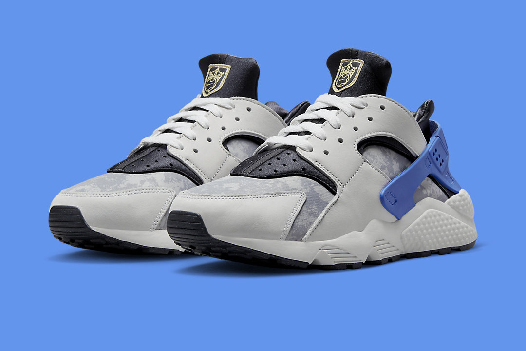 Nike Air Huarache Social FC DR0286-100