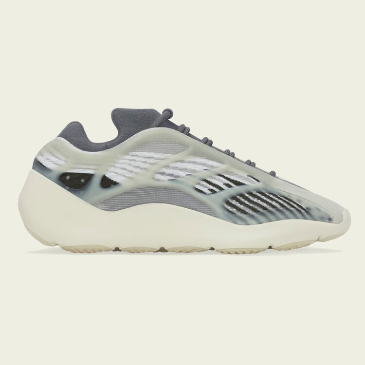 adidas Yeezy 700 V3 Fade Salt ID1674 05 750x750