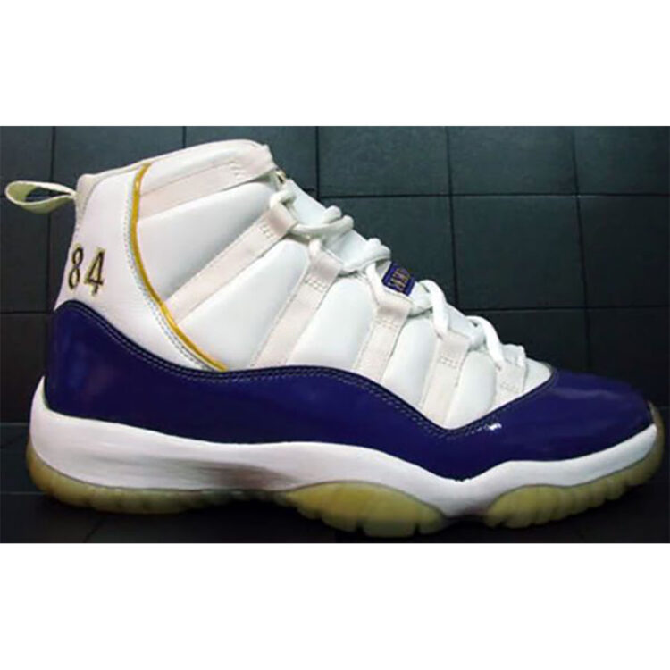 Air Jordan 11 Randy Moss PE (Image via Pinterest)