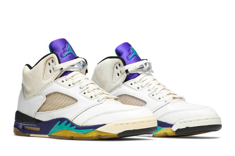 Air Jordan 5 "Grape" (1990 Kylie Jenner Supreme x Air Jordan 5 White)