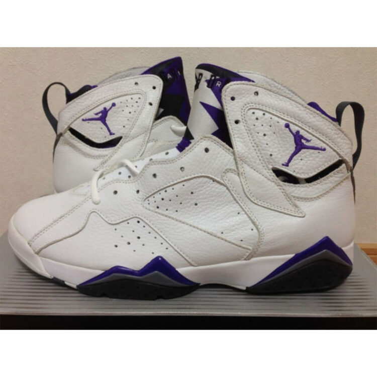 tenis Air Backboard jordan Women's 1 Acclimate Retro Mike Bibby PE (Image via air-flight23/eBay)