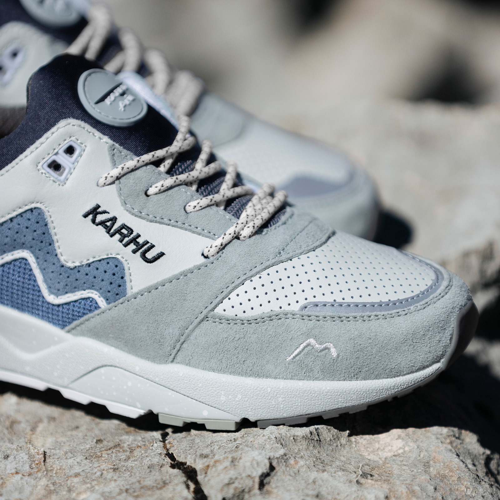 Karhu aria deals wild dove