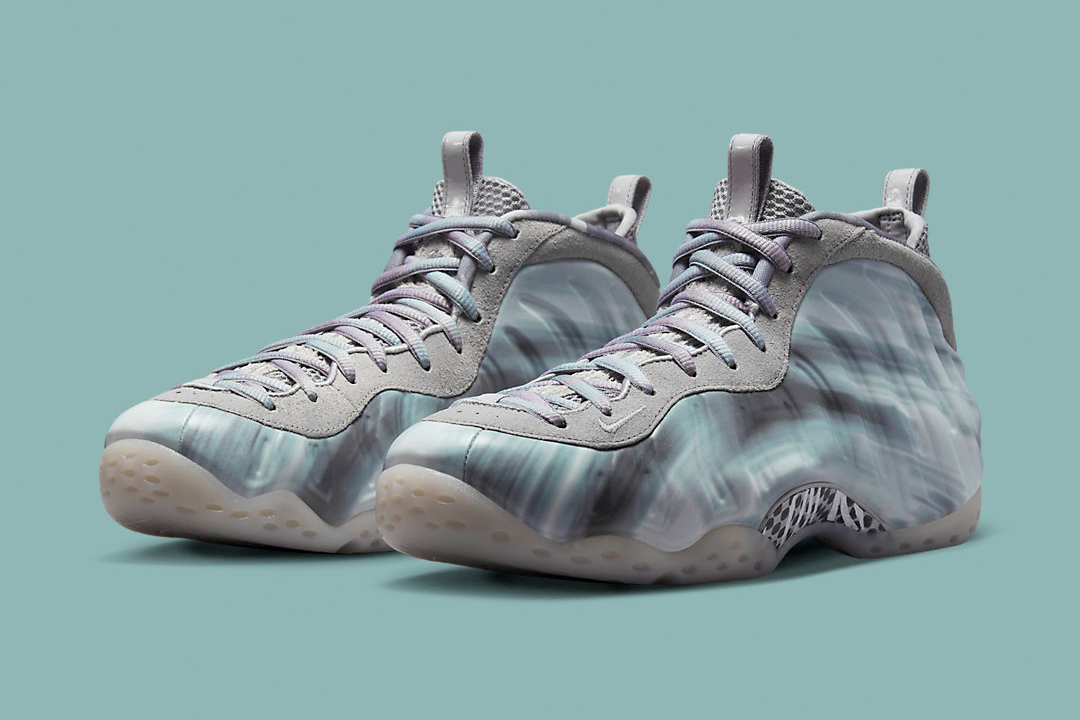 NIKE AIR FOAMPOSITE ONE QS 'DREAM A WORLD