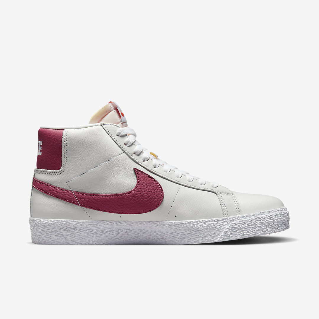 Nike SB Blazer Mid DR8190-161