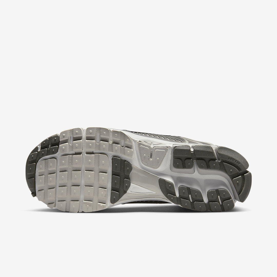 Nike Zoom Vomero 5 FD0791-012