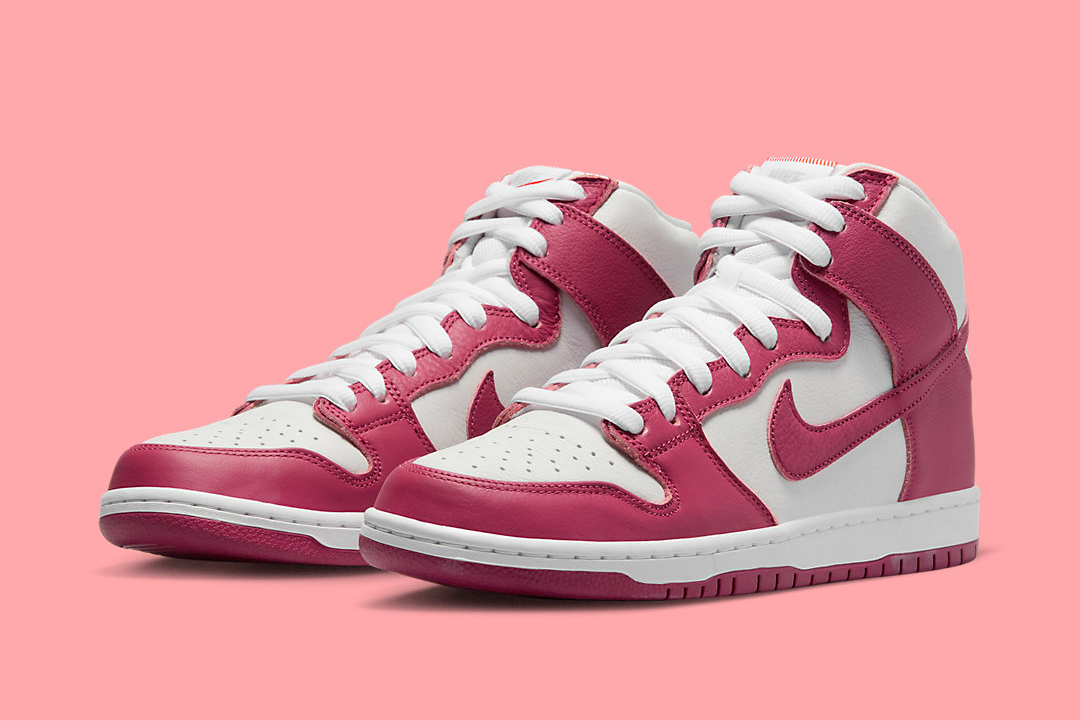 lead nike sb dunk high sweet beet dq4485 600 00