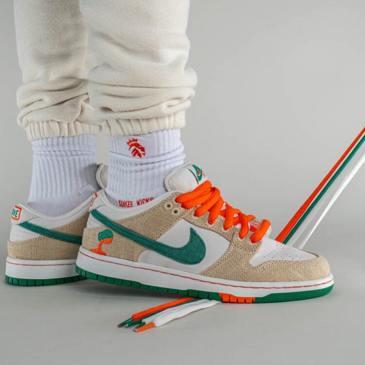 Jarritos Nike wedding SB Dunk Low FD0860 001 03 1 750x750