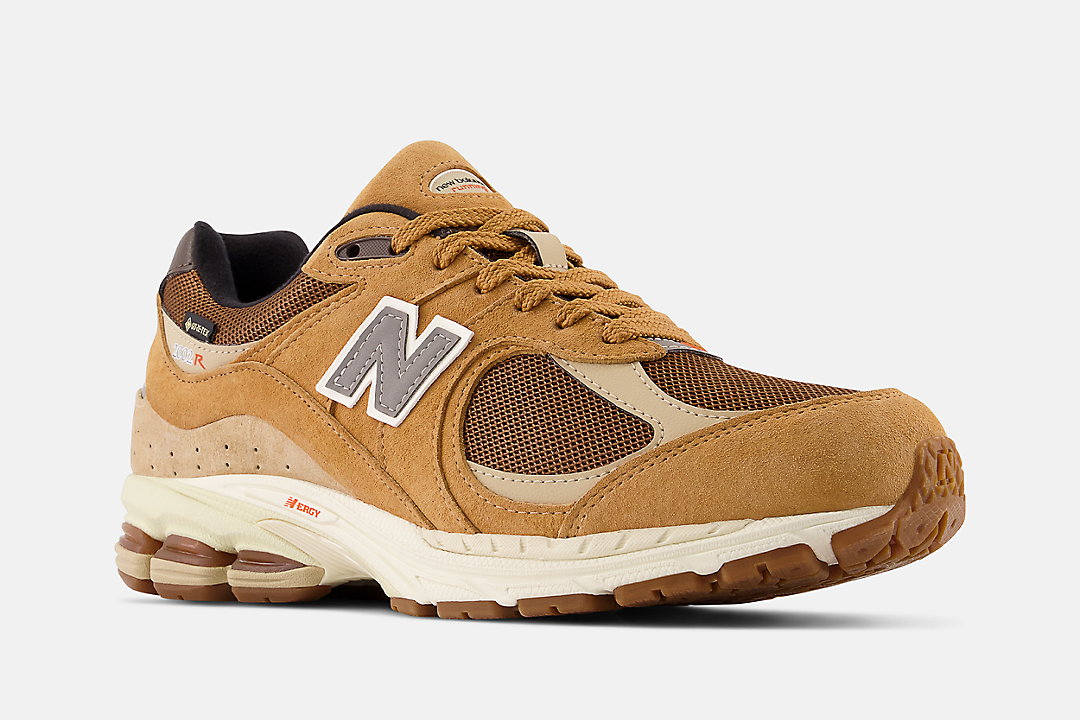 New Balance 2002R Gore-Tex "Wheat" M2002RXG