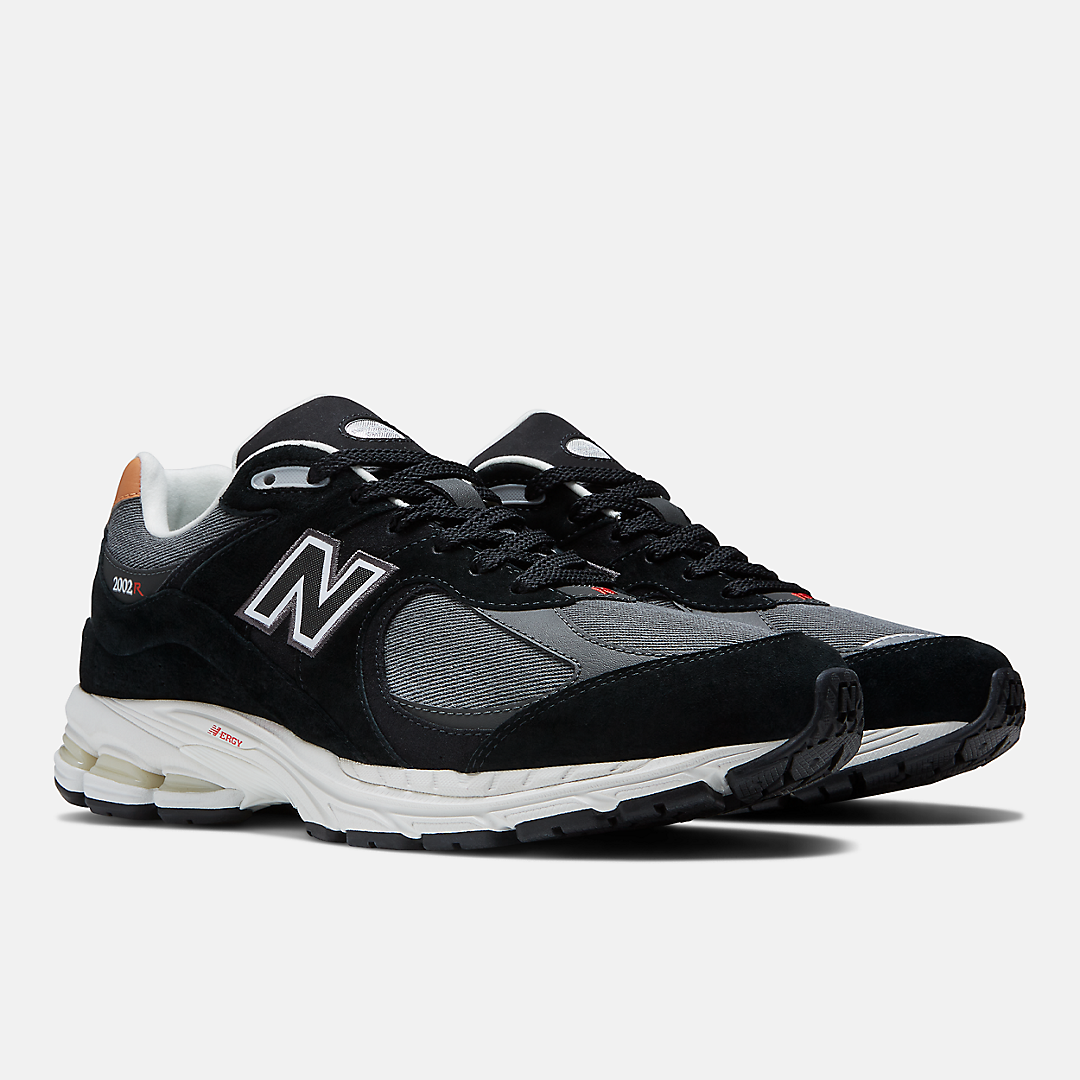 New Balance 2002R