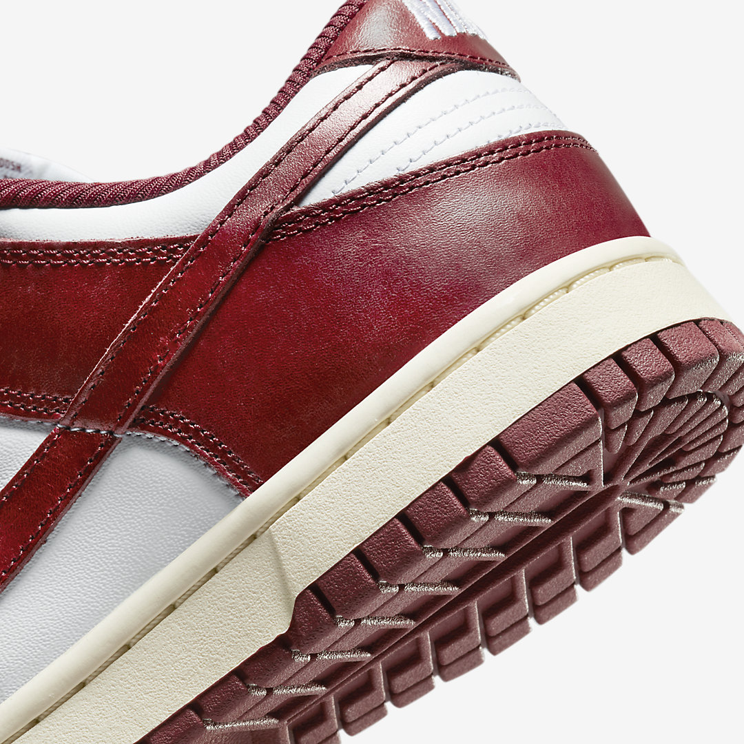 La Nike Dunk Low Noble Green fait son apparition FJ4555-100