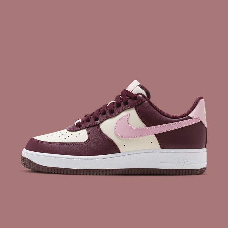 Nike Air Force 1 Low "Valentine's Day"