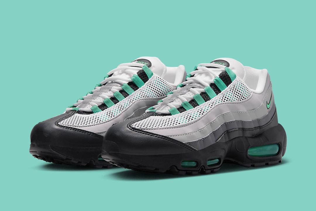 Stadium Green Lands On The Women’s Exclusive Nike Air Max95