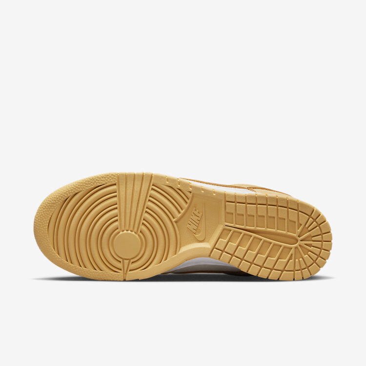 Nike Dunk Low WMNS "Gold Suede" DV7411-200