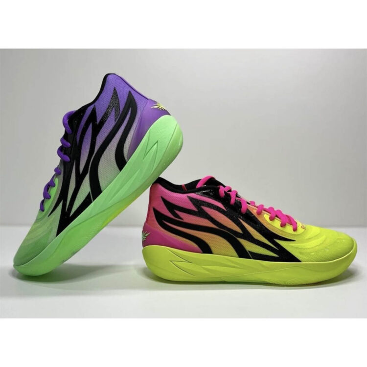 宇宙の香り 値下げ不可 Rick and Morty ラメロ ボール Puma MB.02