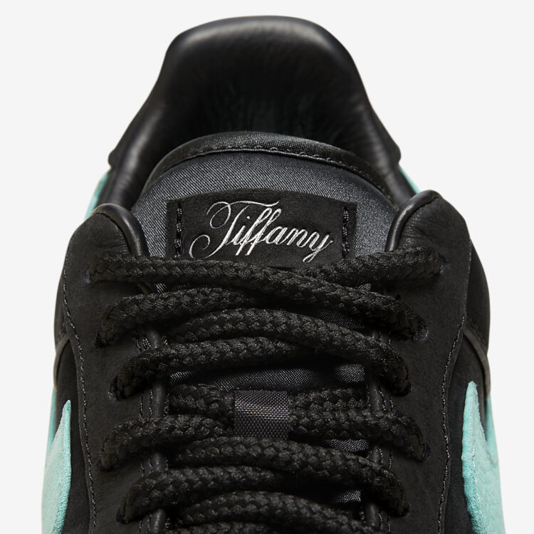 Tiffany & Co. x Nike Air Force 1 Low DZ1382-001