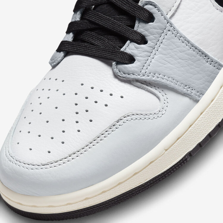 AIR Metallic JORDAN "Chrome Swoosh" FJ4652-100